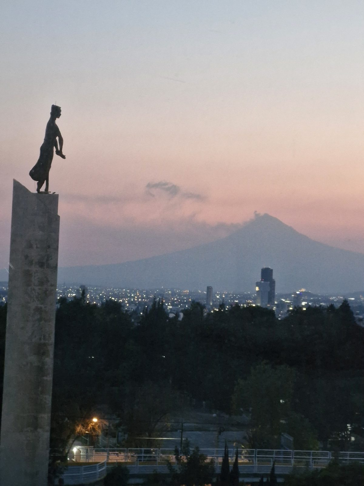 Popocatépetl volcano at dusk