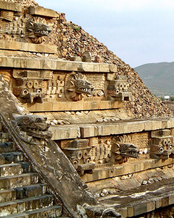 Temple of Quetzalcóatl